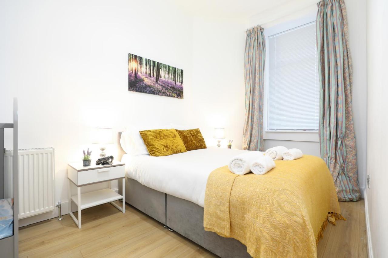 Stunning Modern 3 Bedroom Apartment Edynburg Zewnętrze zdjęcie